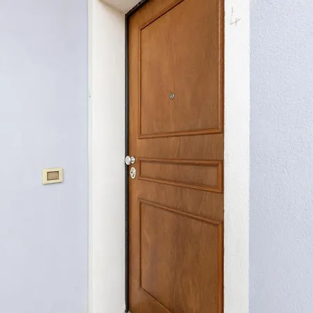 Air-conditioned With Private Parking Διαμέρισμα Badesi